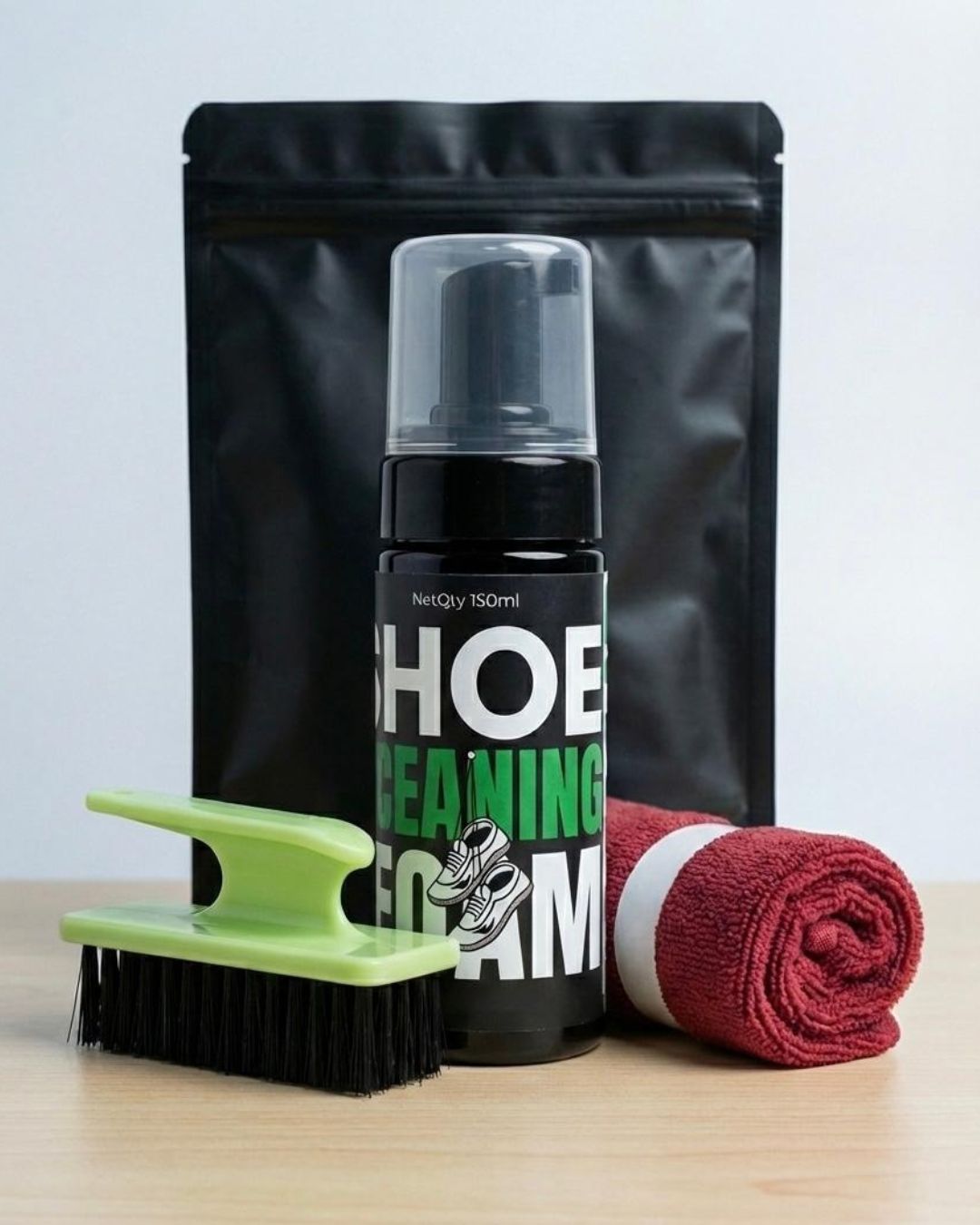 WypeUp Shoe Cleaning Kit – 150 ml Foam + Brush & Cloth
